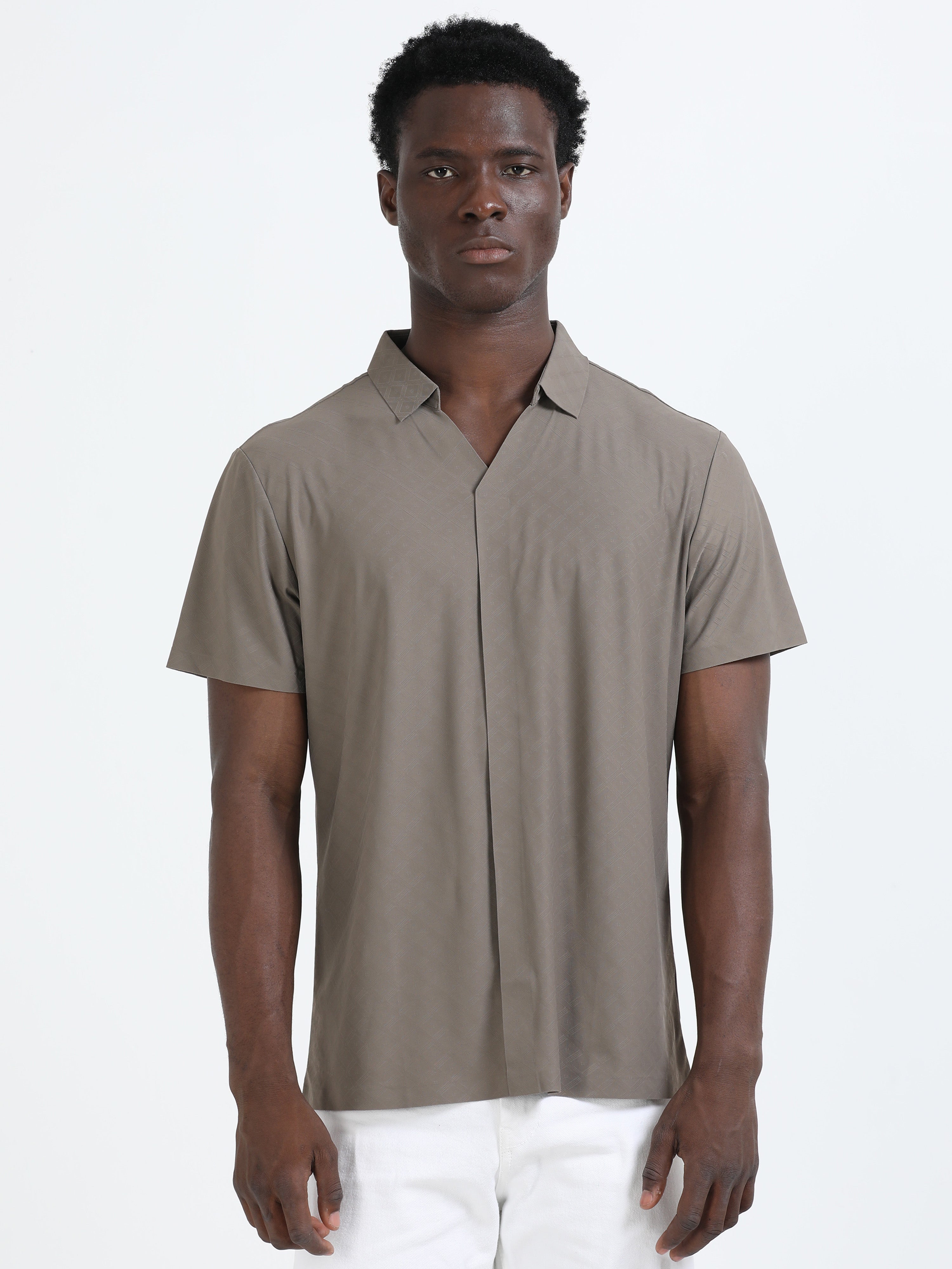 Minimalist Hidden-Placket Shirt for Men – Modern Button less Style